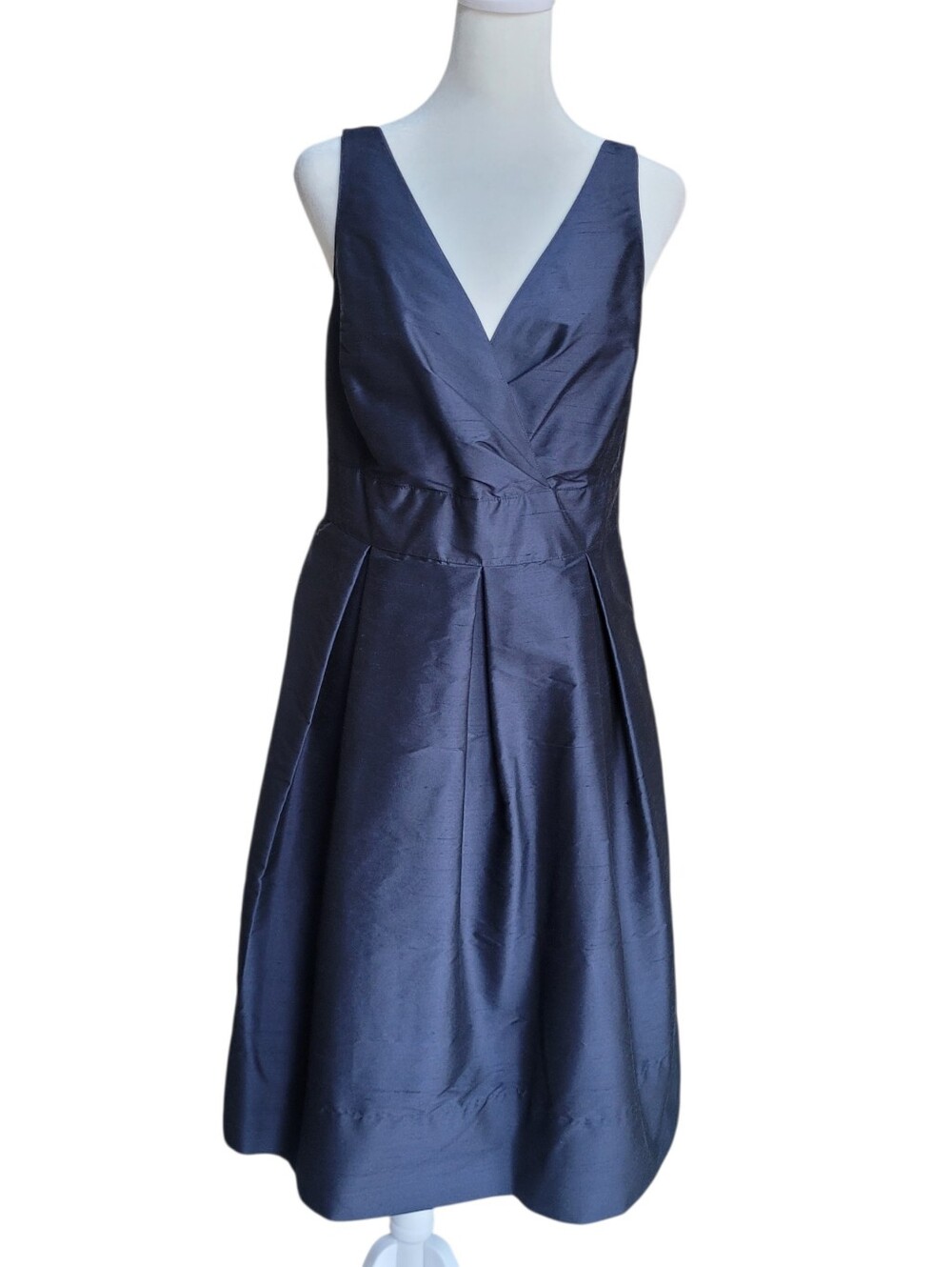 *NWT* Talbots Navy 100% Silk V-Neck Sleeveless Cocktail Dress Size 12